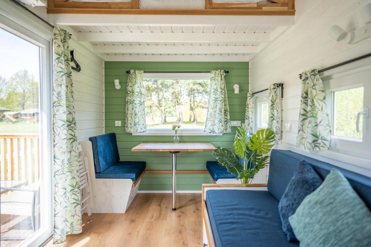 Green Tiny House With Shared Pool Ζεεβόλντε Εξωτερικό φωτογραφία